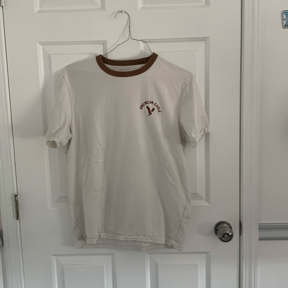 American Eagle crew neck tee shirt size Medium.